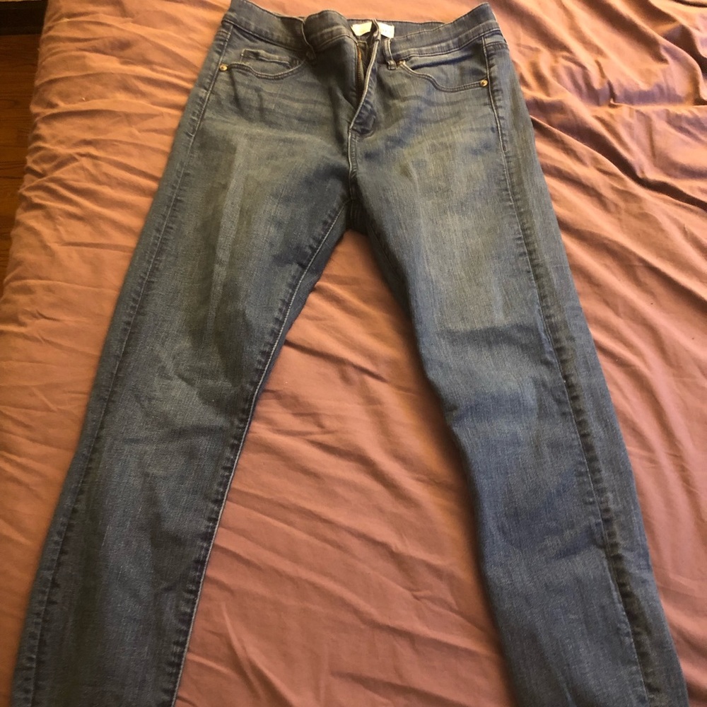 Loft Jeans - Picture 2 of 6